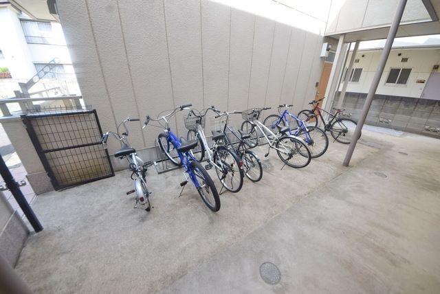 駐車場　駐輪場