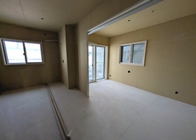 居室・リビング　～頑張って建築中っ～