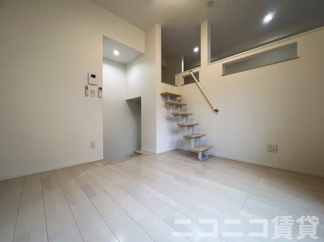 居室・リビング　モデルルームの為、現状を優先致します。