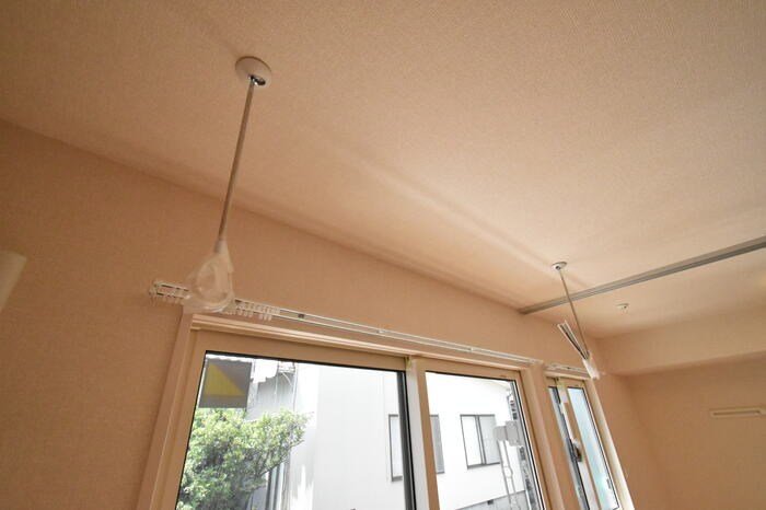 その他設備　お天気の悪い日に大活躍の室内干し設備完備しています