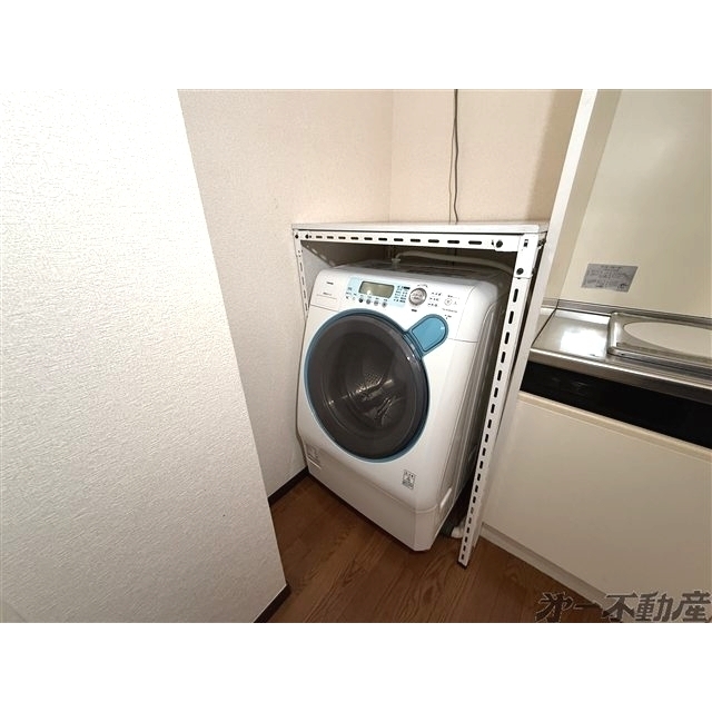 その他設備　ドラム式洗濯機