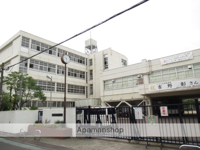 中学校　吹田市立第一中学校（中学校）まで723m