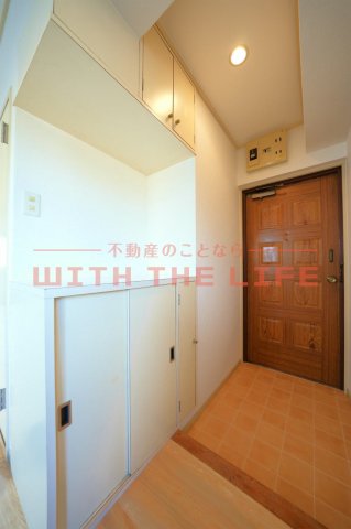 玄関　ゆったりとした玄関です