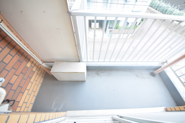 バルコニー　～洗濯物干そっ～