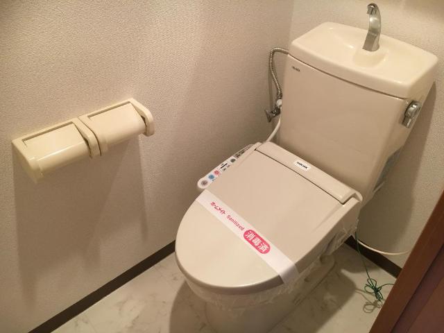 トイレ　シャワー付トイレ
