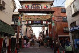 ショッピングセンター　大阪生野コリアタウン(御幸通商店街)（ショッピングセンター）まで594m