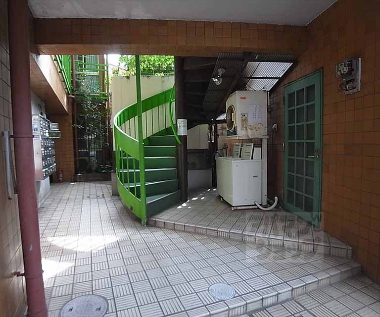 ロビー　エントランス