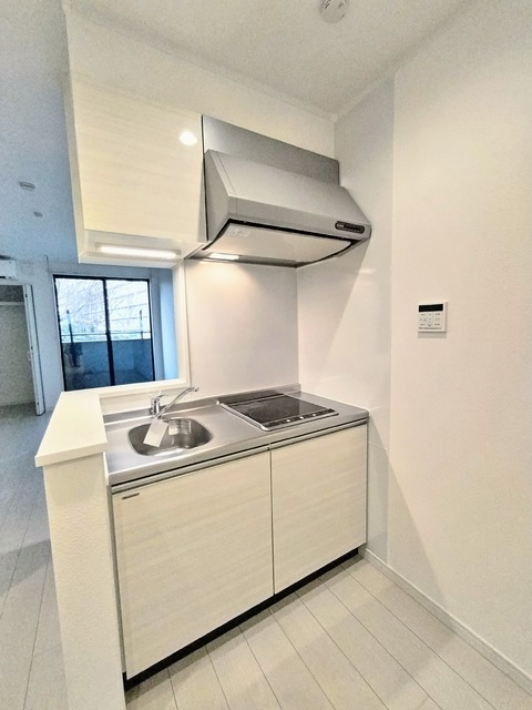 キッチン　★２口ＩＨコンロ付きのキッチンです★