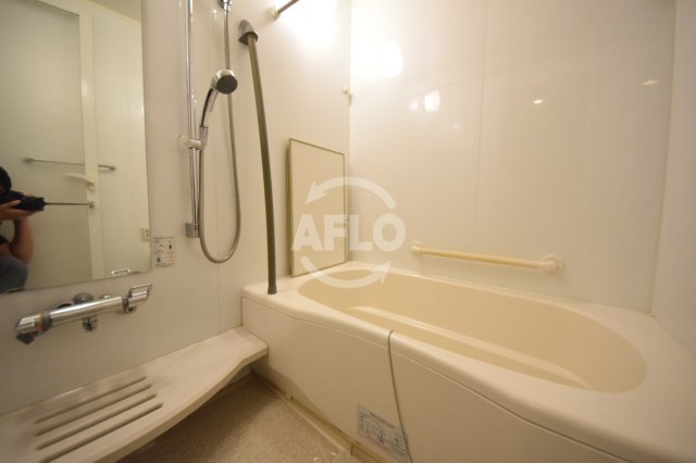 バス・シャワールーム　グランドメゾン南船場　浴室