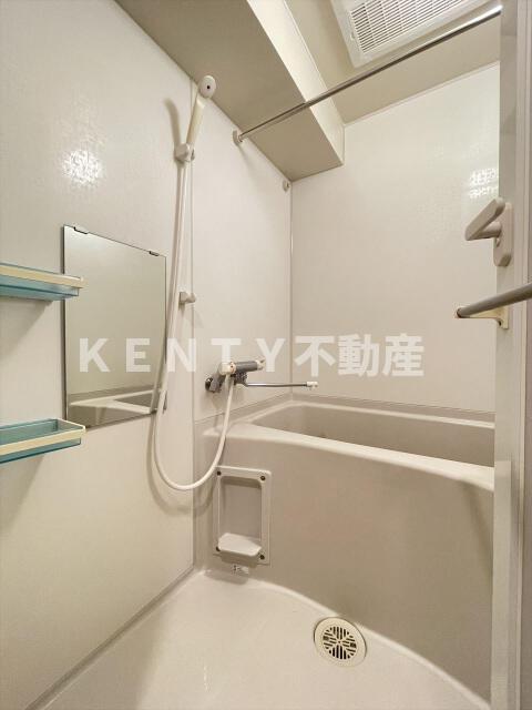 バス・シャワールーム　お風呂です