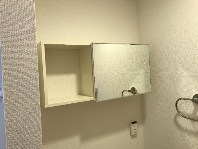 その他　トイレ収納