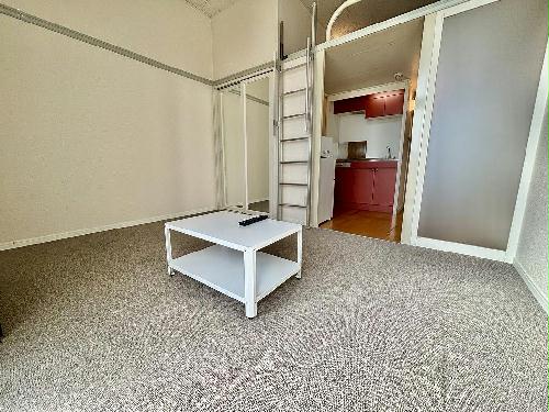 居室・リビング　設備・仕様は号室により異なる為、現状を優先いたします。