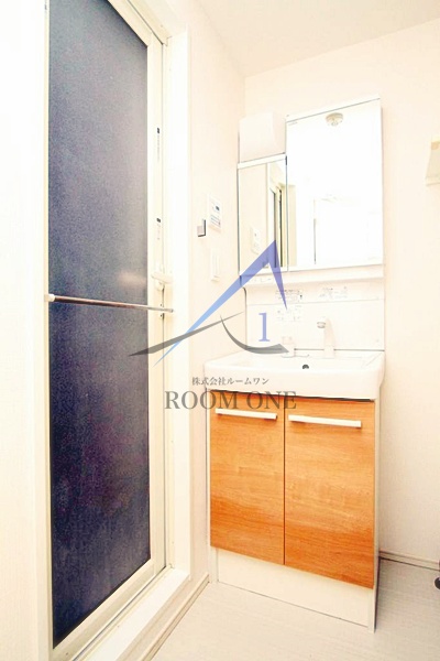 洗面設備　洗面台です。