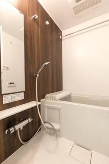 バス・シャワールーム　※写真は同タイプ住戸です。