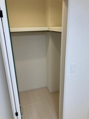収納　セピアパレス　荒川区東日暮里6