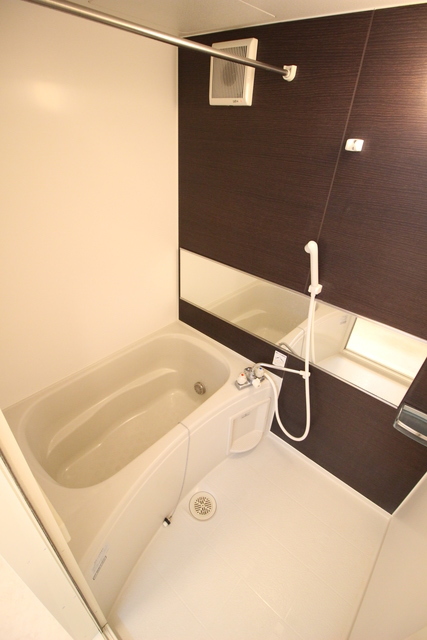 バス・シャワールーム　追焚＆浴室乾燥機付バス♪雨の日の洗濯だけでなくカビ予防にも大