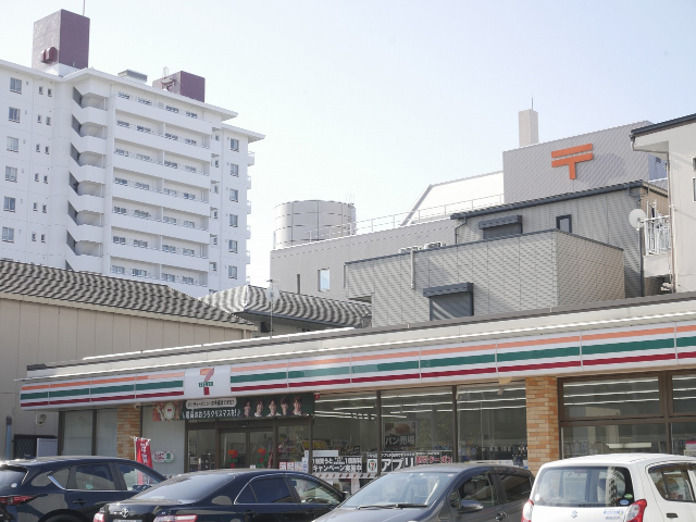 コンビニ　セブンイレブン名古屋瑞穂通５丁目店（コンビニ）まで408m