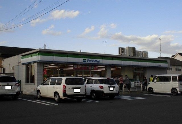 コンビニ　ファミリーマート つくば梅園店（コンビニ）まで500m