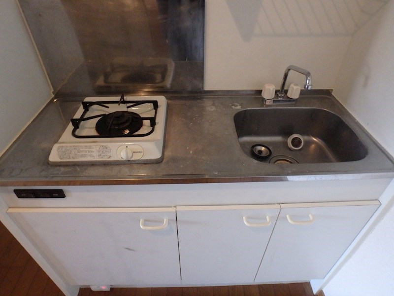 キッチン　写真は同型タイプ