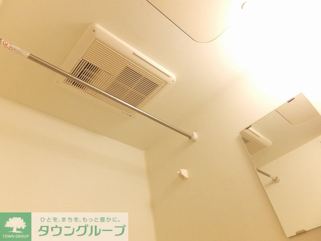 その他　浴室換気乾燥機付きなので雨の日のお洗濯も安心です。