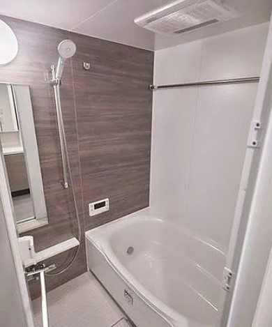 バス・シャワールーム　ゆったり過ごせるお風呂です