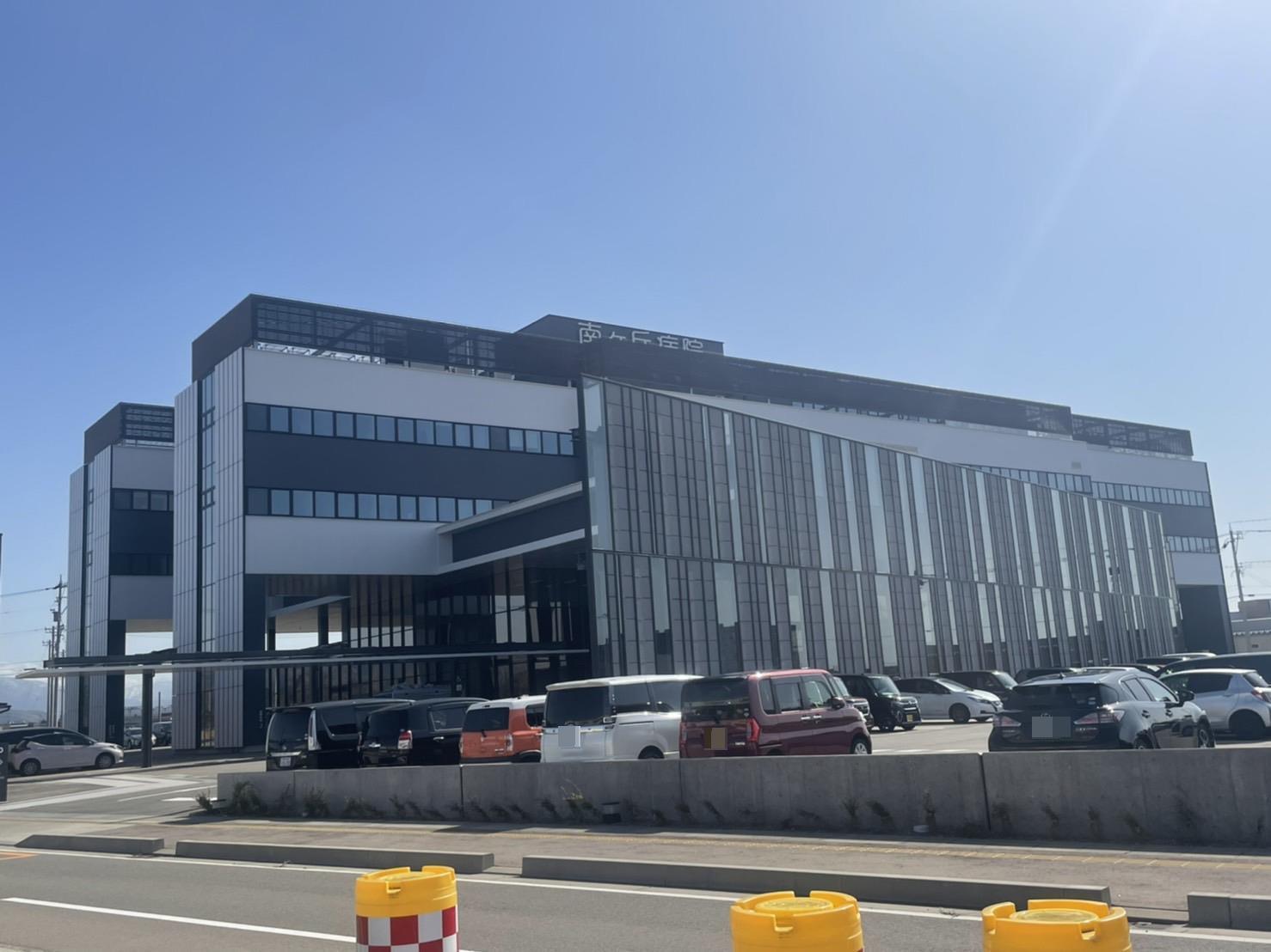 病院　特定医療法人扇翔会南ヶ丘病院（病院）まで416m