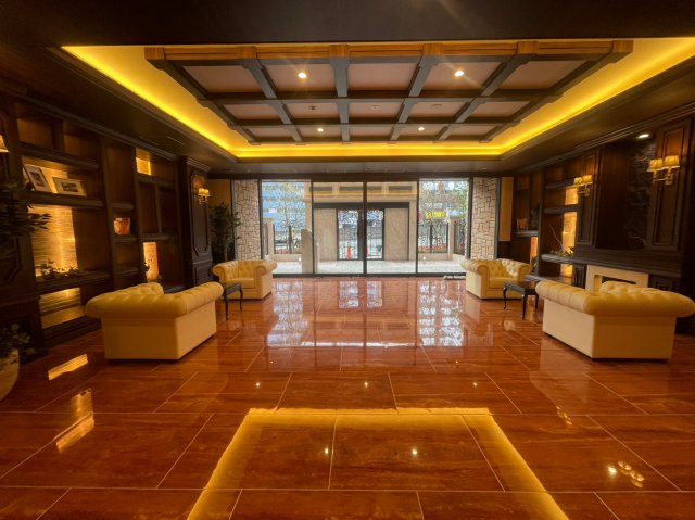 エントランス　詳細は、RISUMO江坂本店→06 6155-7137まで♪