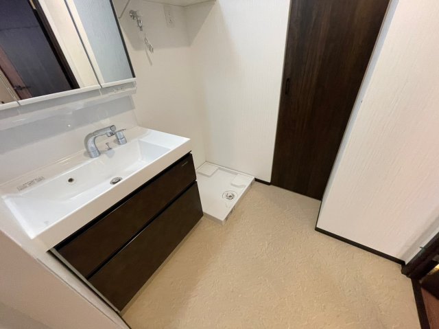 洗面設備　詳細は、RISUMO江坂本店→06-6155-7137まで♪