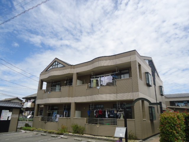 建物外観　外観写真（昼）