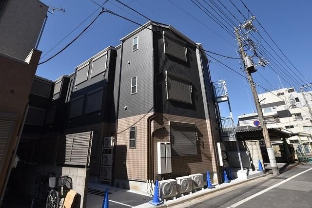 建物外観　?