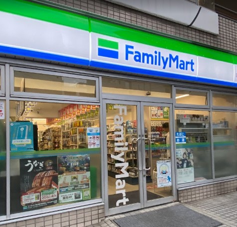 コンビニ　ファミリーマート 瑞江駅北口店（コンビニ）まで5560m