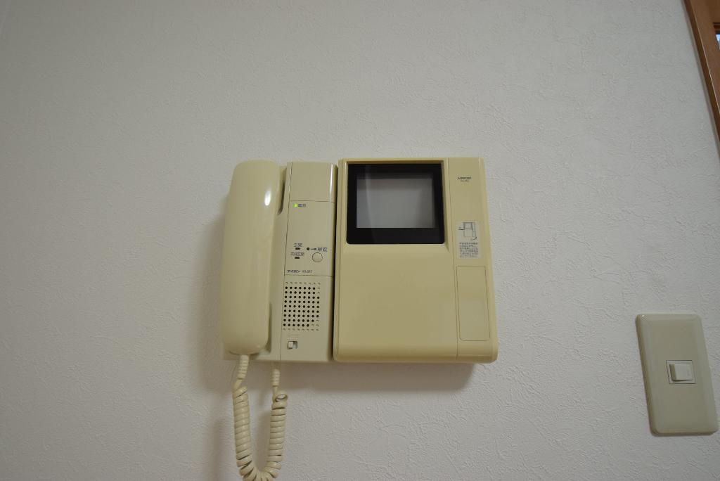 セキュリティ　カメラ付インターホン