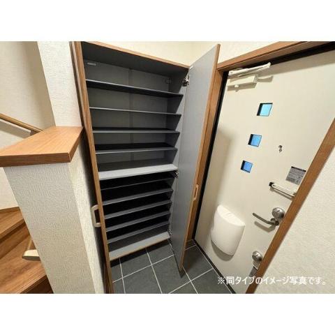 玄関　玄関