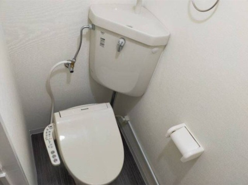 トイレ　図面と現状に相違がある場合には現状を優先