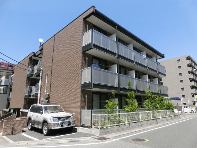 建物外観　嬉しい家具家電付き、経済的な都市ガス。