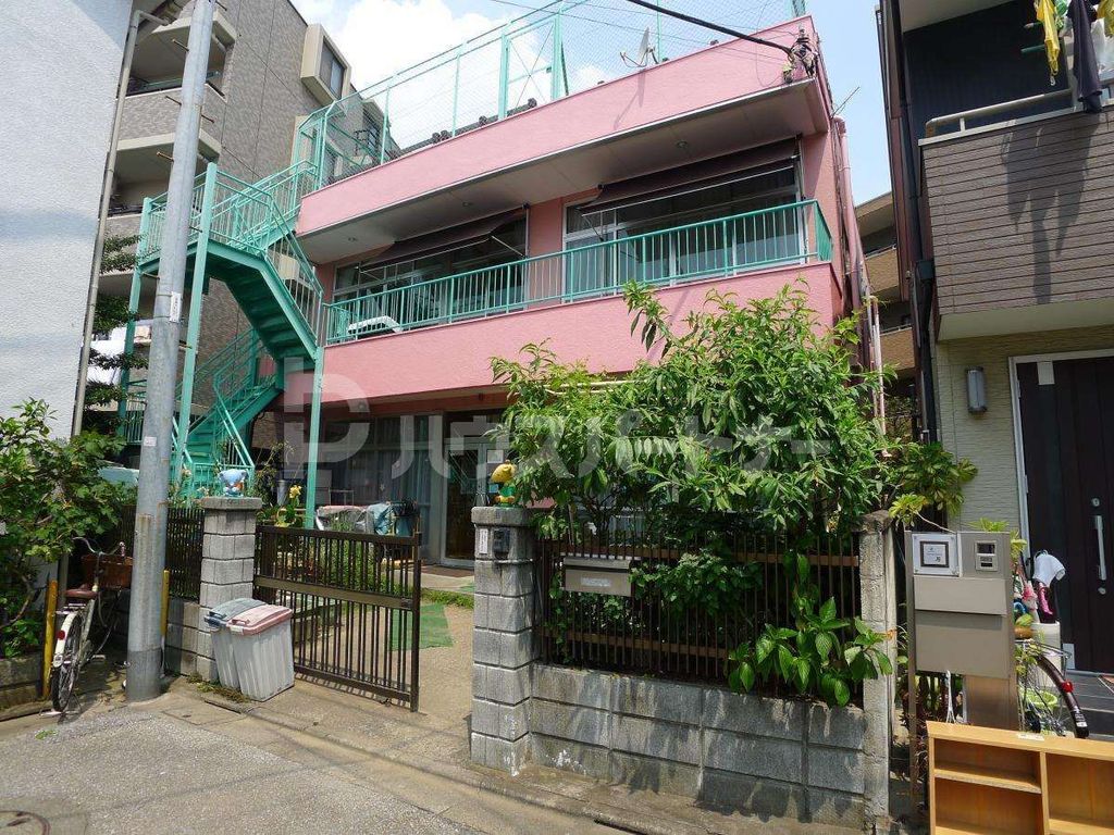 幼稚園・保育園　亀青保育園（幼稚園・保育園）まで160m