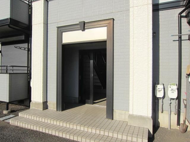 エントランス　★建物入り口です★