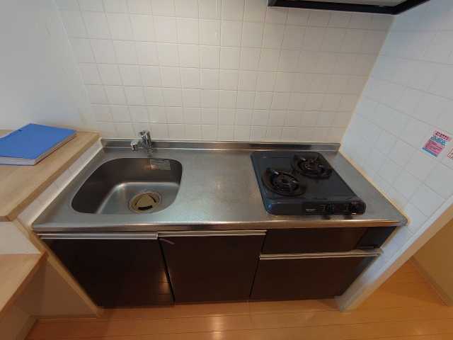 キッチン　別部屋の参考写真となります