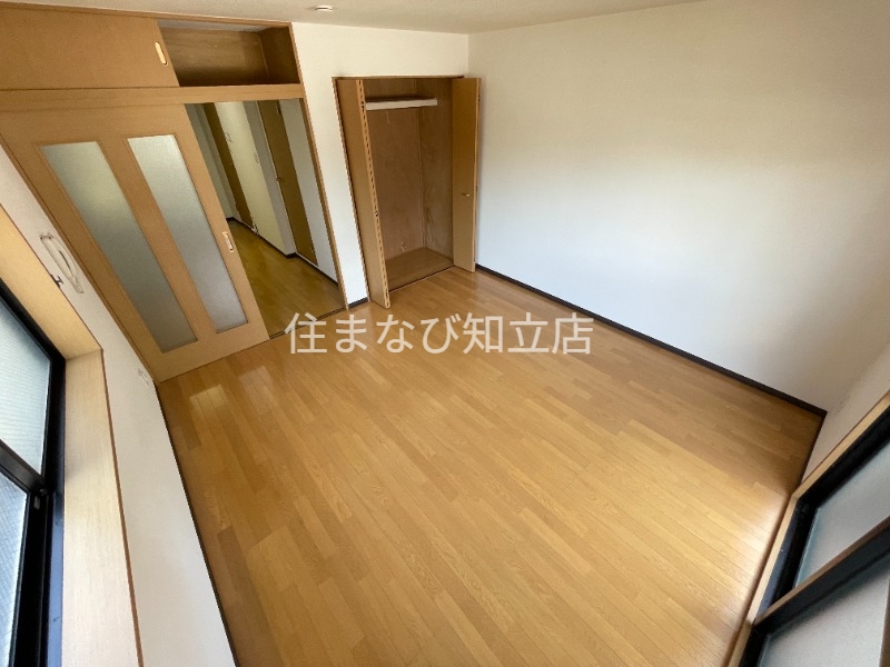 居室・リビング　同型別部屋写真