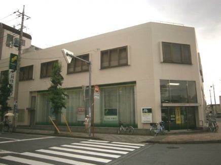 銀行　三井（銀行）まで650m