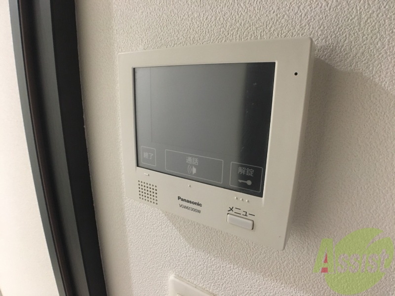 セキュリティ　ＴＶモニター付インターホンです。来客者の顔が見えるので安心！