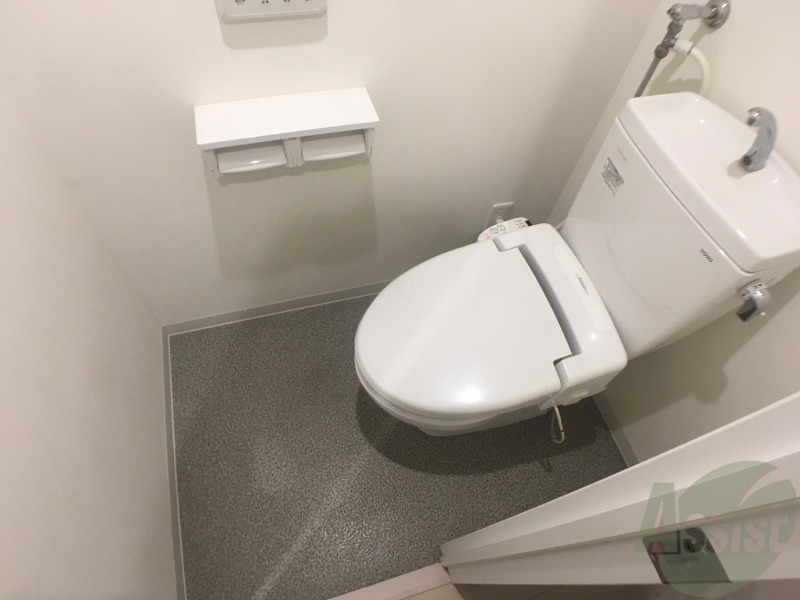 トイレ　こちらはトイレです。清潔感があり、安心して使用できます。