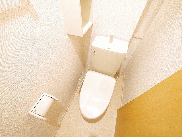 トイレ　清潔感のあるトイレです