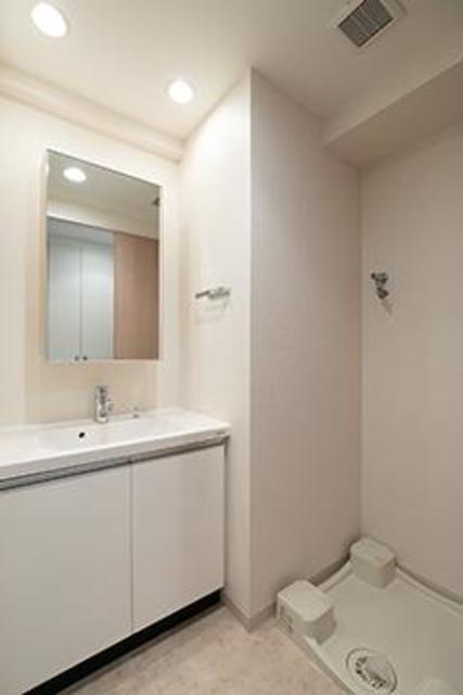 洗面設備　※写真は同タイプ住戸です。