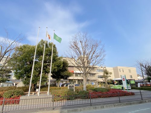 役所　熊取町役場（役所）まで557m