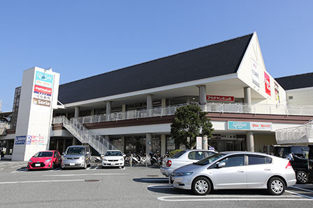 スーパー　イズミヤ西神戸店（スーパー）まで1073m