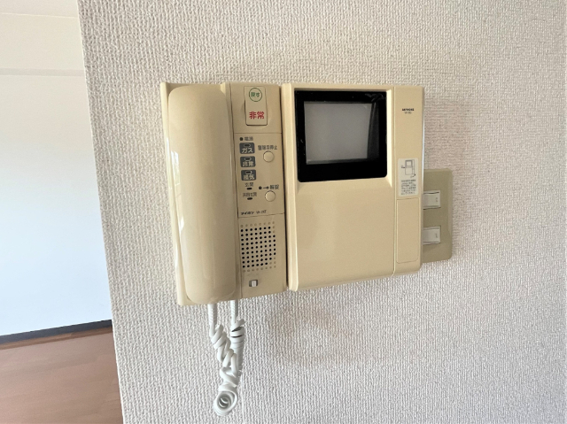 セキュリティ　モニター付きインターホン