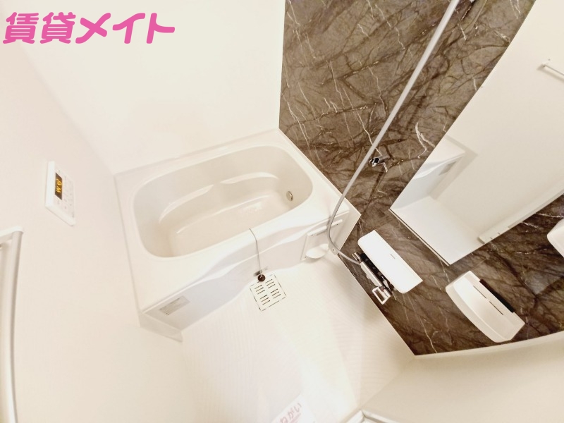 バス・シャワールーム　別部屋参考写真です