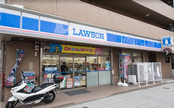 コンビニ　ローソン 川崎大宮町店（コンビニ）まで158m