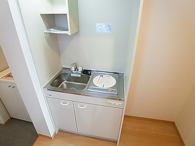 キッチン　同一物件参考写真